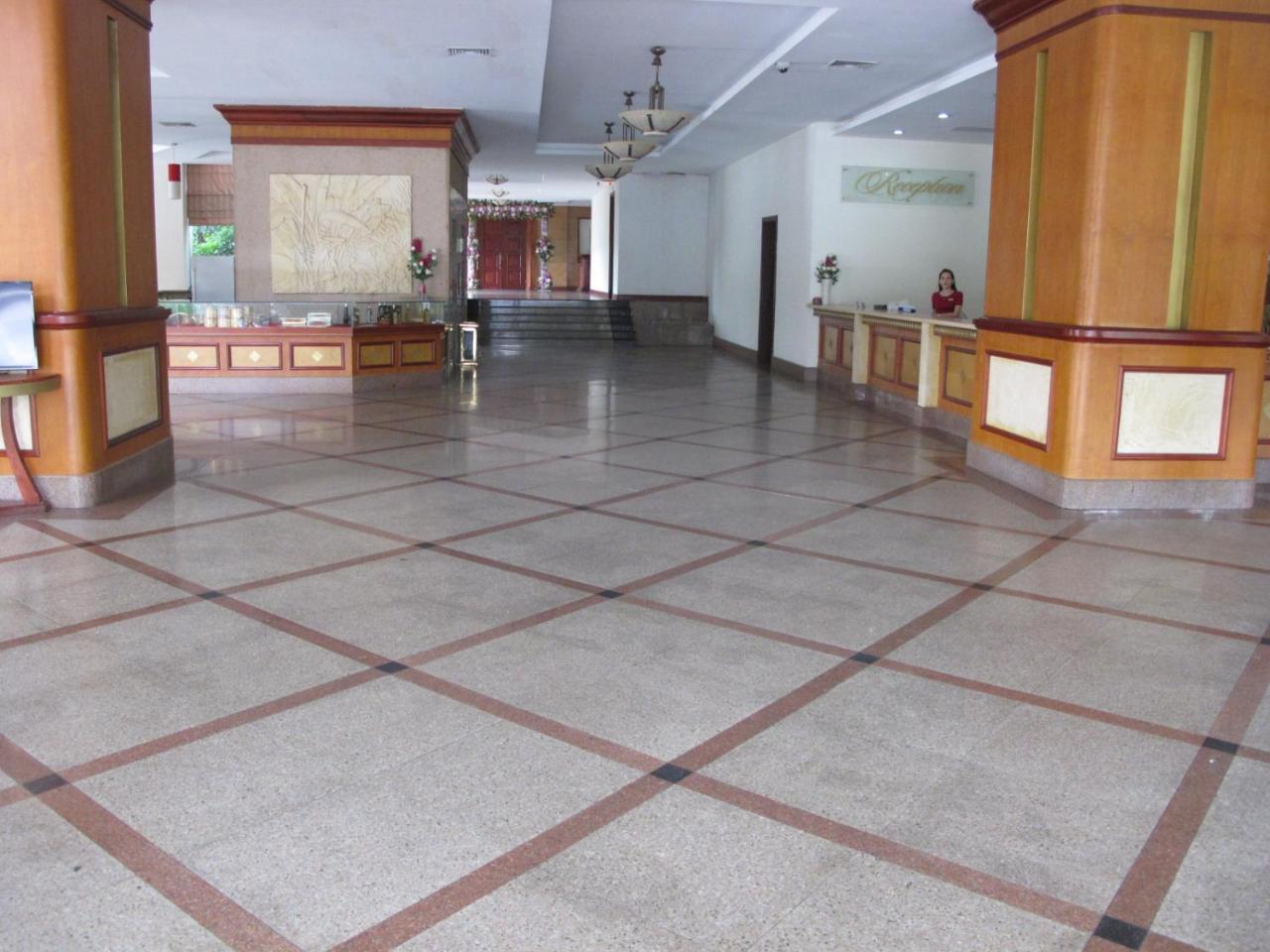 Ngan Ha Hotel Dai Tiet Exterior photo